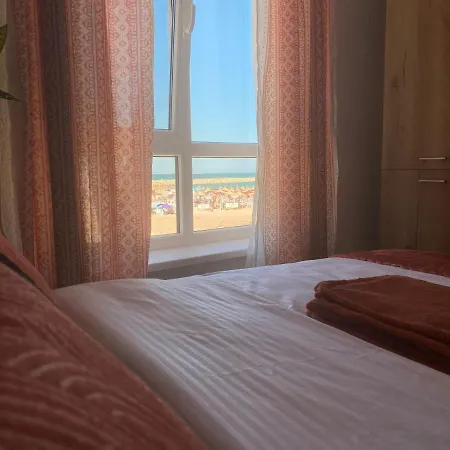 Efo Near The * Észak-Eforie