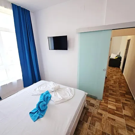 Efo Near The Apartman