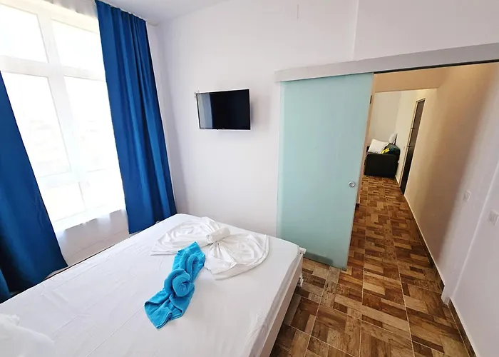 Efo Near The Appartement